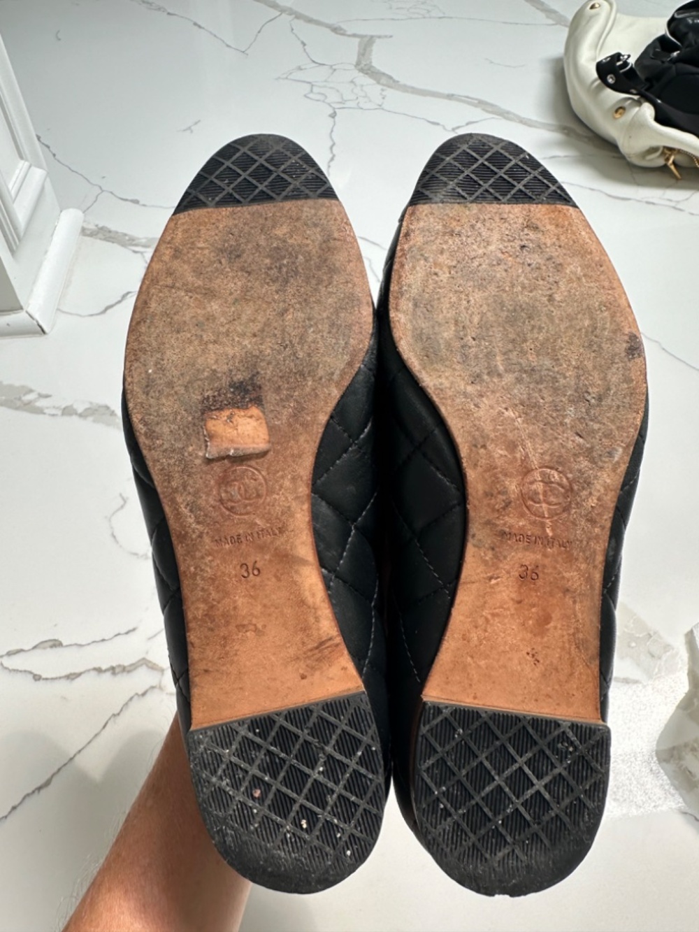Chanel Vintage CC Cap Toe Calfskin Black Quilted Flats Sz 36 - Picture 5 of 7